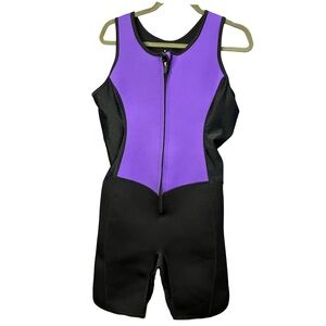 Sleeveless Front-Zip Neoprene Wetsuit Shorty - Purple & Black